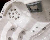 Плавательный спа-бассейн Jacuzzi J-19 PowerActive Плавательный спа-бассейн Jacuzzi J-19 PowerActive